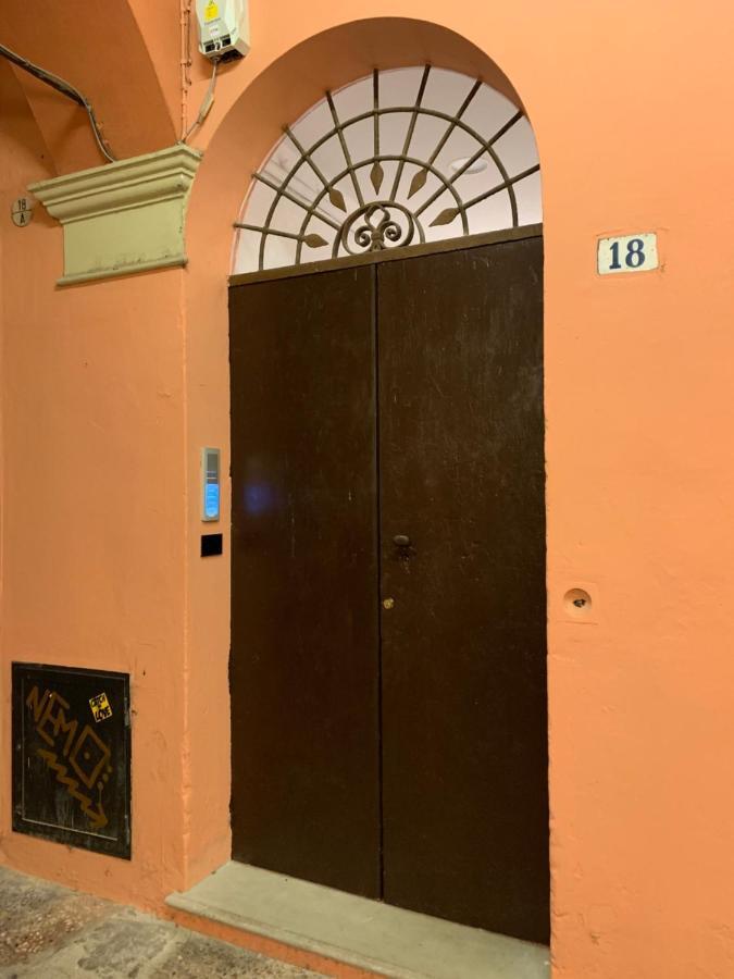 Ferienwohnung L'8Boutique Via Piella Bologna Exterior foto